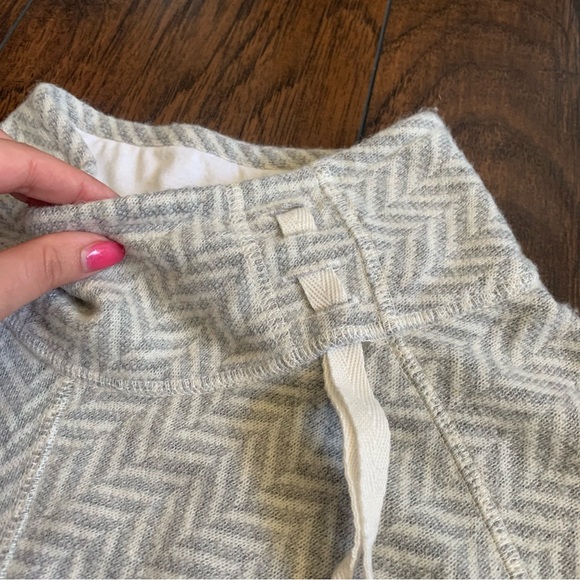 Prana | Mattea Recycled Wool Sweater S - Picture 3 of 9